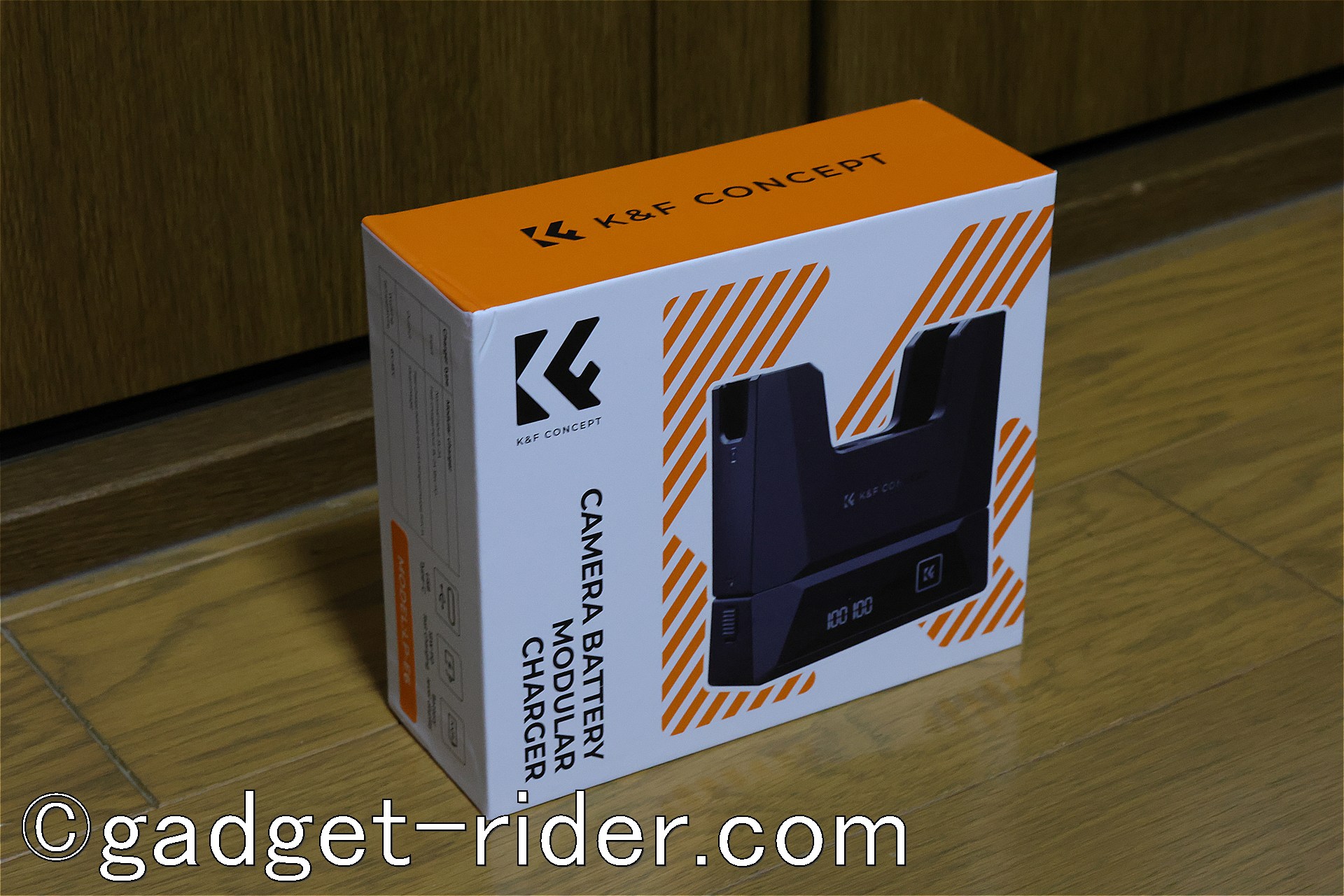 カメラバッテリー充電器の救世主